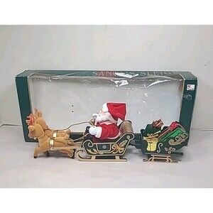 VTG Maisto Santa's Sleigh Flocked Reindeer Christmas Music Animation1995 Working